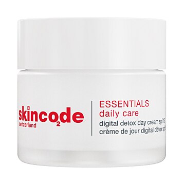 Skincode Essentials